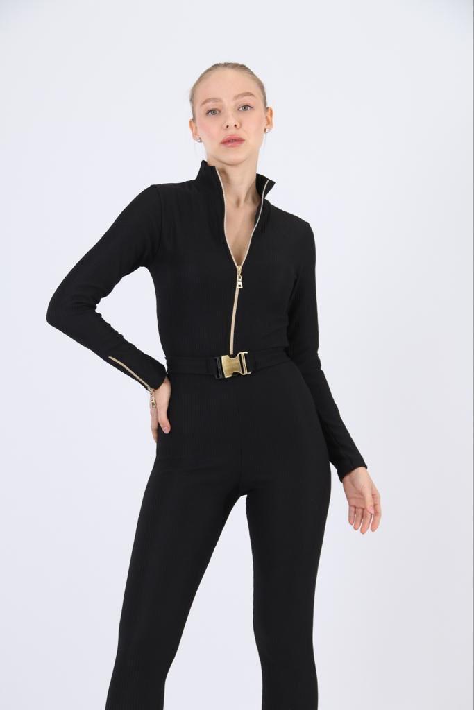 Salopetă Lady Hurrem – Negru Clasic cu Detalii Aurii