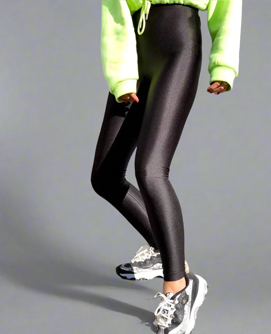 Glossy Fit – Colanți negri cu efect lucios